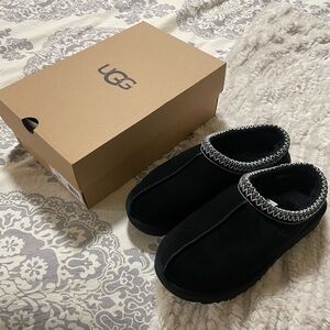 Ugg Tasman